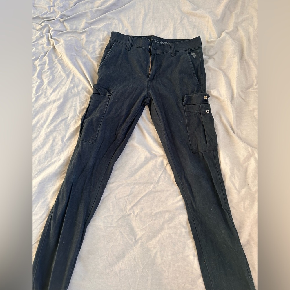 US Polo Assassin Balck Cargo Pants - Like New

29/32